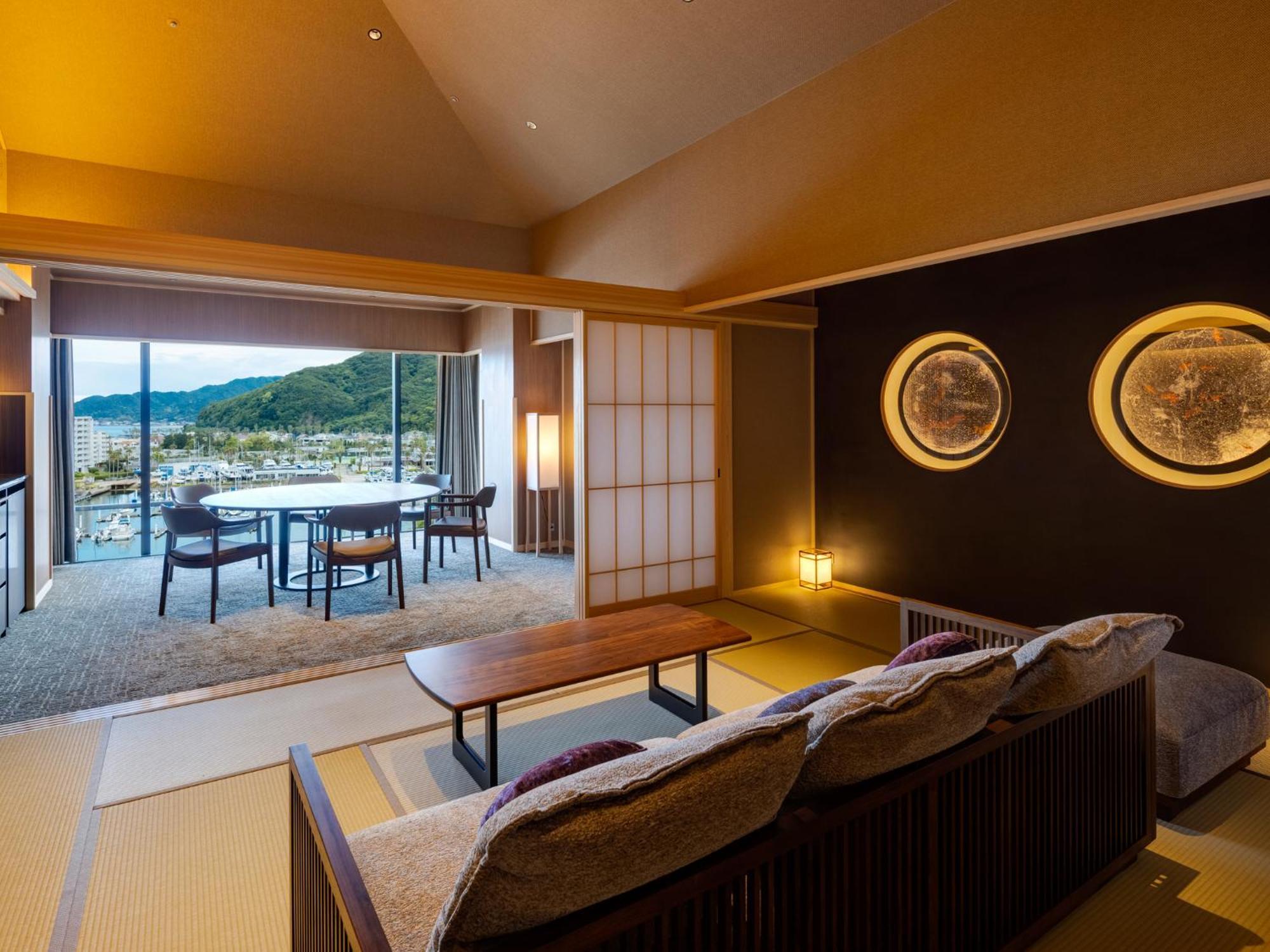 Awaji Yumesenkei Hotel Sumoto Room photo