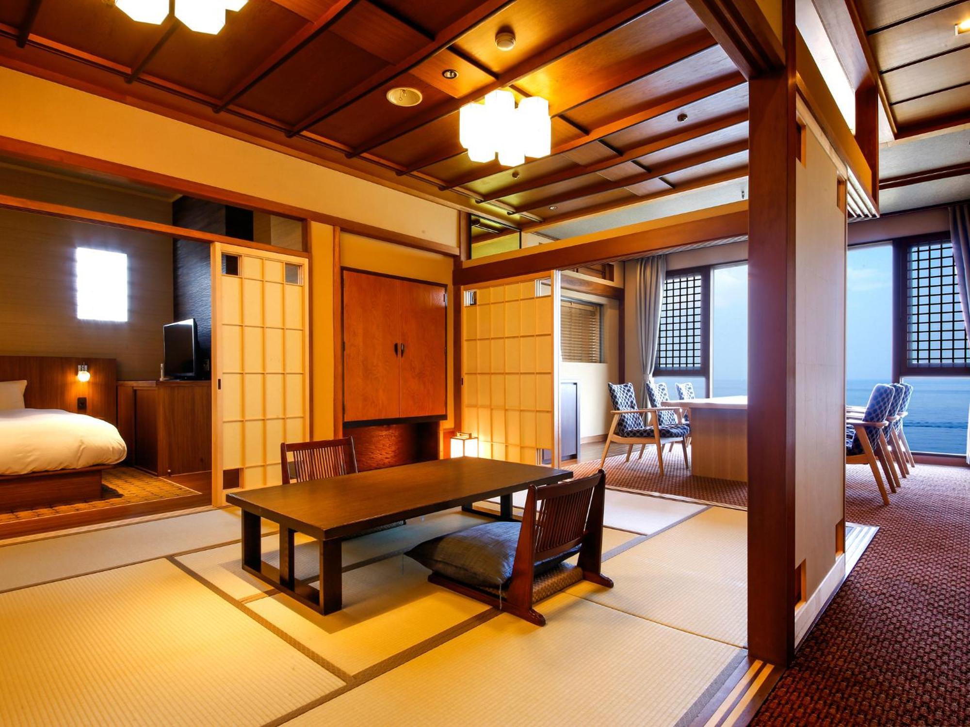 Awaji Yumesenkei Hotel Sumoto Room photo